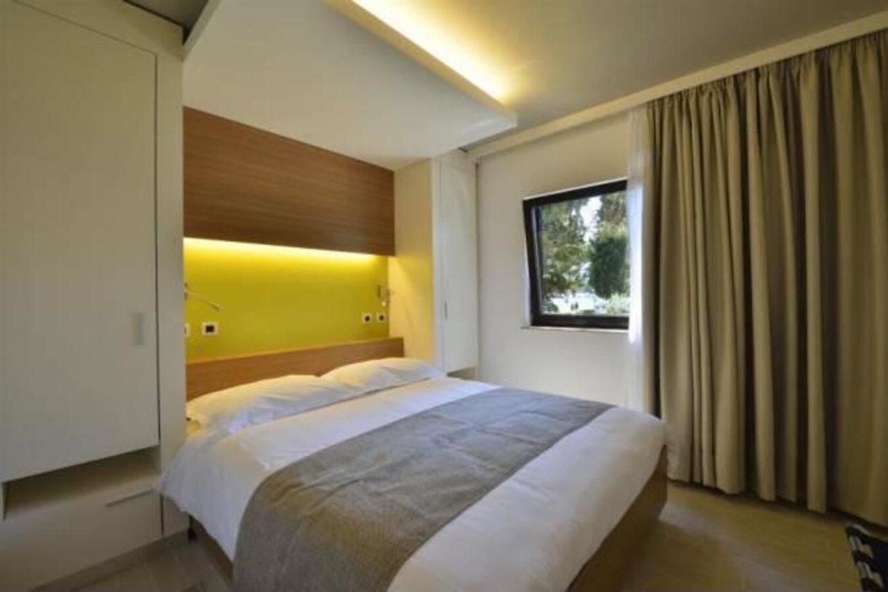 Apartments Galijot Plava Laguna Porec Bagian luar foto