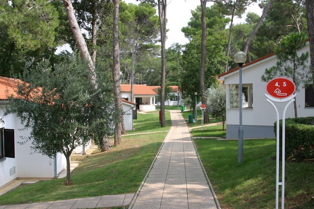 Apartments Galijot Plava Laguna Porec Ruang foto