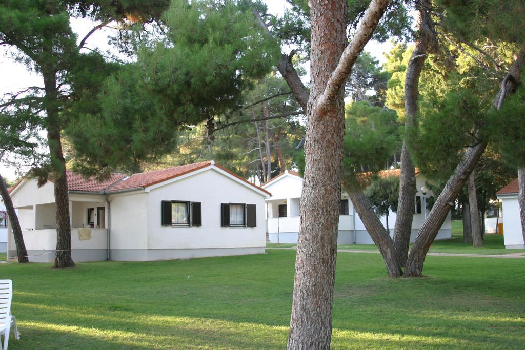 Apartments Galijot Plava Laguna Porec Ruang foto