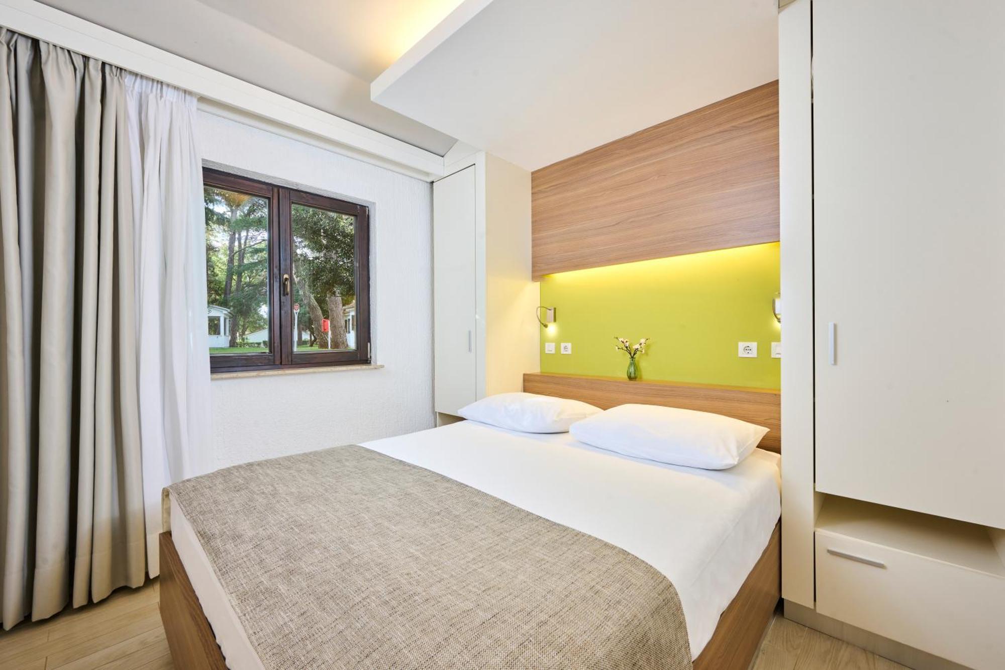 Apartments Galijot Plava Laguna Porec Bagian luar foto