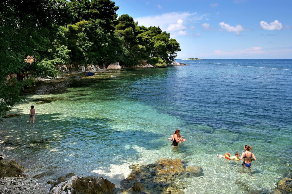 Apartments Galijot Plava Laguna Porec Bagian luar foto