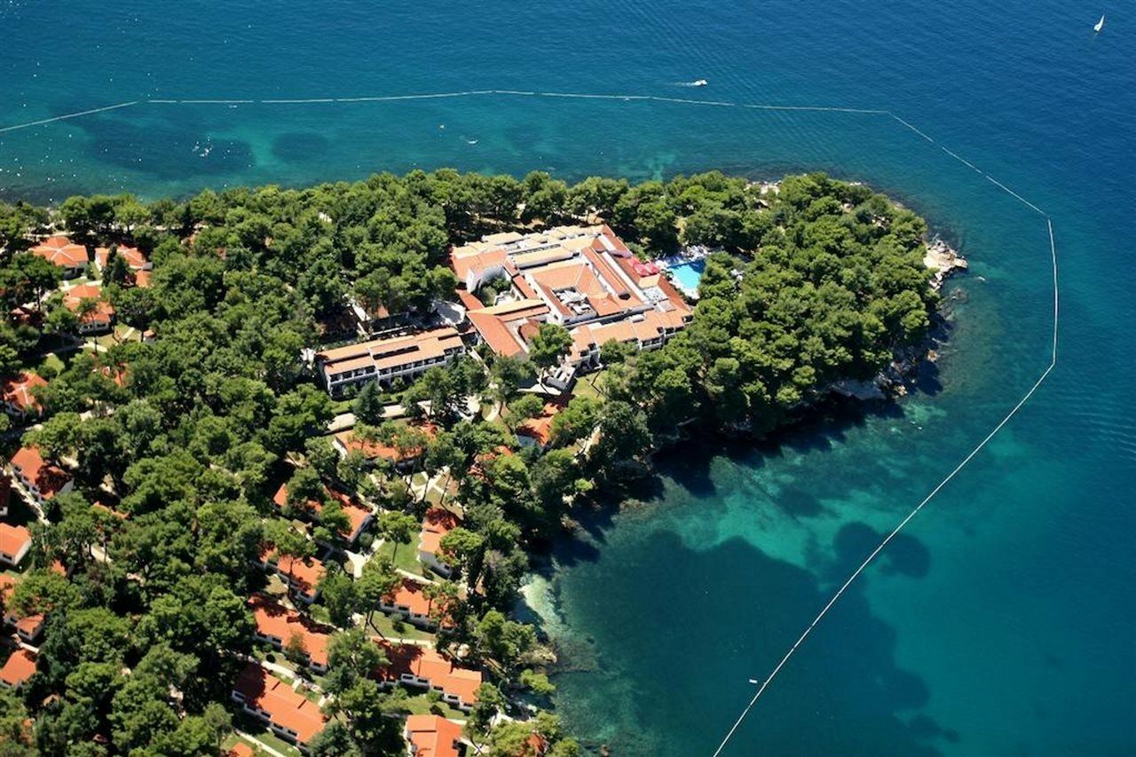 Apartments Galijot Plava Laguna Porec Bagian luar foto